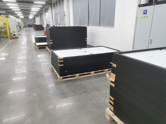 550W Mono / Monocrystalline PV Perc Solar Cell Panel Untuk Industri Dan Komersial
