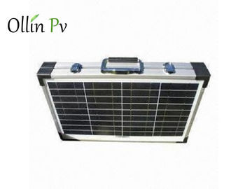 Lembaran Putih Lipat Portable Solar Panel Waterproof IP67 Dengan Kunci Dan Menangani